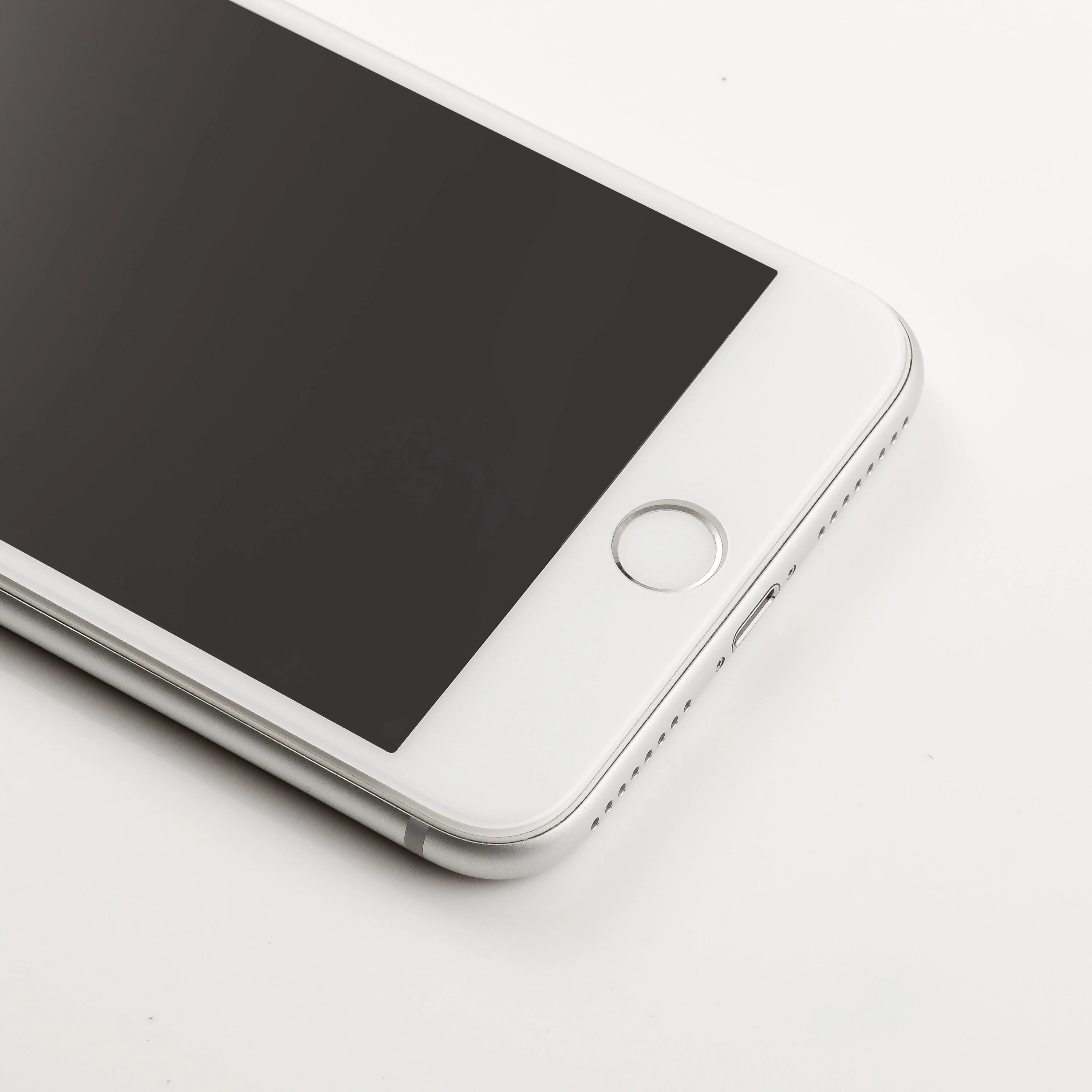 RhinoShield 9H Tempered Glass Screen Protector - iPhone 8 Plus - Image 4